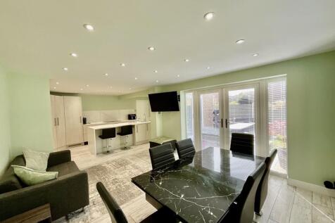 Open Plan Kitchen Di