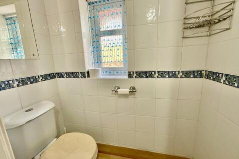 Separate WC