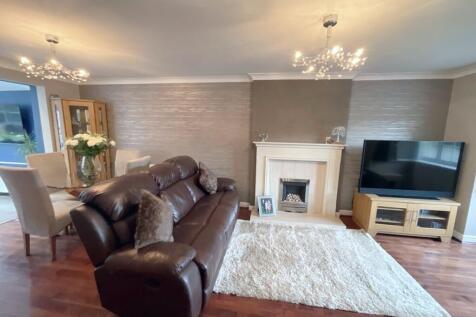 living room/diner
