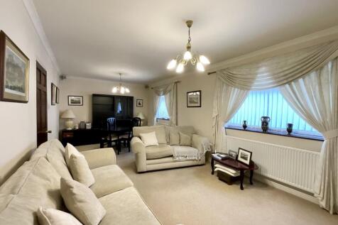 LOUNGE/DINER