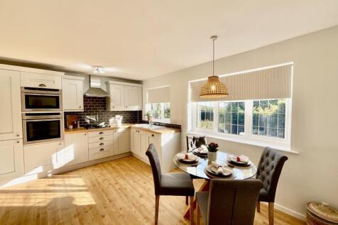 Kitchen Dining Room 