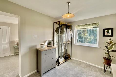 Dressing Room/ Nurse