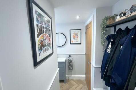 downstairs cloakroom