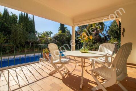 Dining terrace