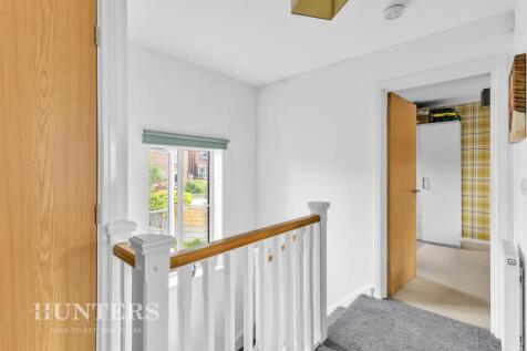 20 Oak Close (9).jpg