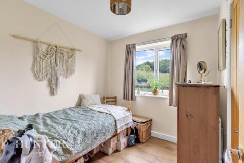 Ground Floor Bedroom (7)