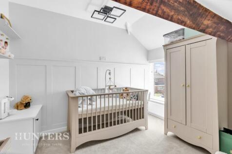 Loft Room 2