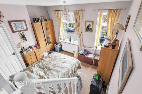 22 Merton Avenue (16).jpg