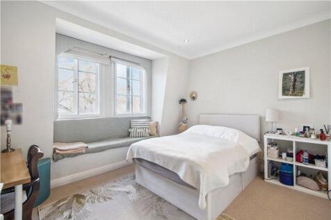Principle Bedroom