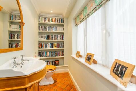 Property Image 4