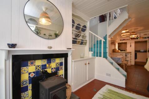 Dining space/kitchen