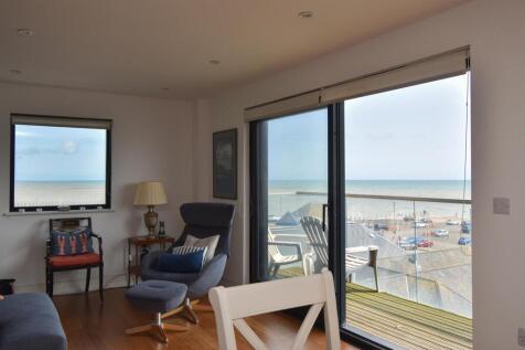 Living room &amp; balcony