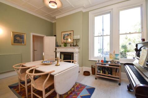 Dining Room.jpg