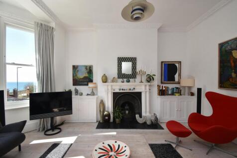 Living Room.jpg