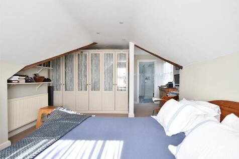 Bedroom.jpg