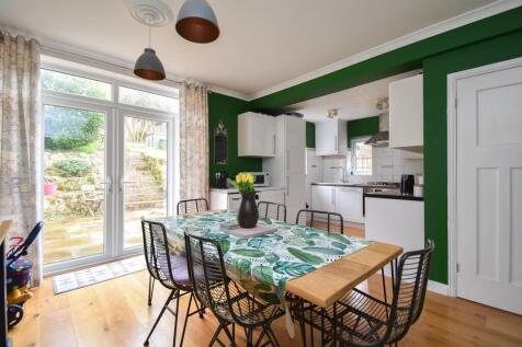 Dining room kitchen