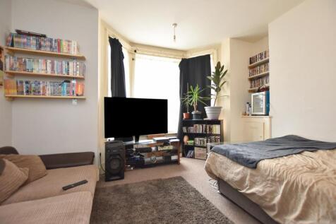 Studio apartment - ground floor