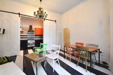 Living room & kitchen