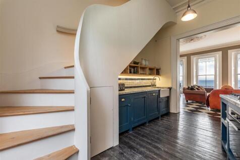 Kitchen/living room