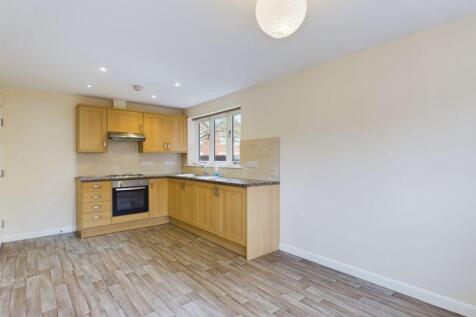 Living/dining/kitchen