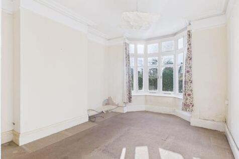 Side Bedroom