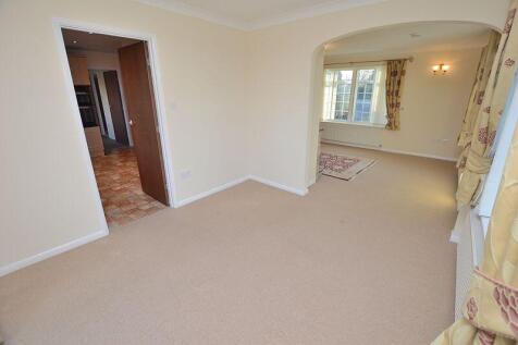 Dining Room to Sitting Room