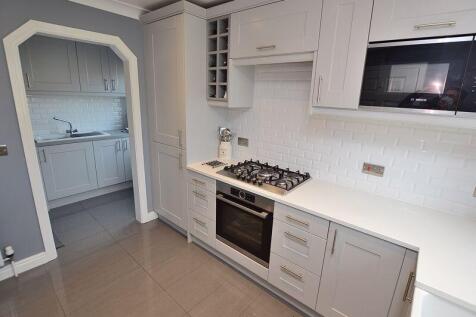 Breakfast Kitchen / Utility Room