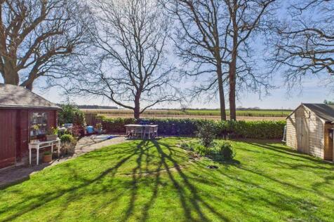 Rear Garden &amp; Rural Views