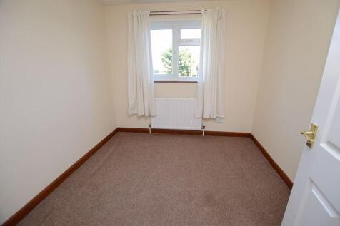 33 Bedroom 3