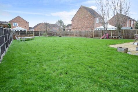 Enclosed Rear Garden
