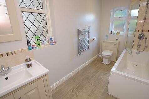 Master En-suite