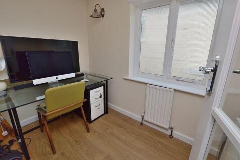 Bedroom 4/Study
