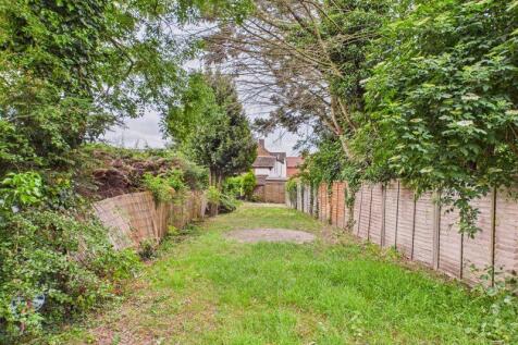 Enclosed Rear Garden
