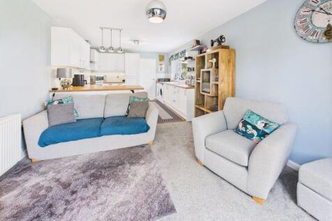 Breakfast Kitchen/Living Room