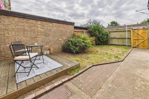 Enclose Rear Garden
