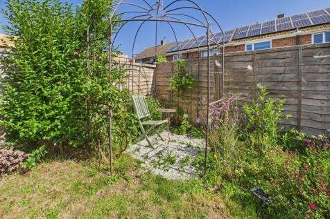 Enclosed Rear Garden