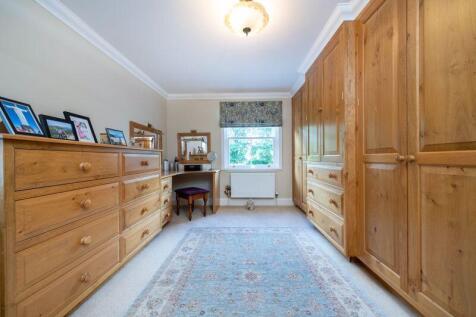 Dressing Room to Main