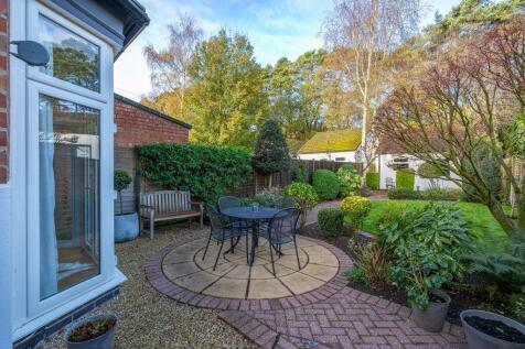 Enclosed Rear Garden