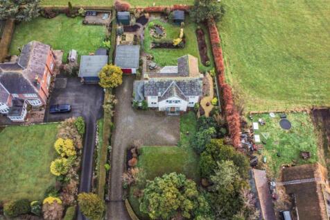 Front Garden/Parking