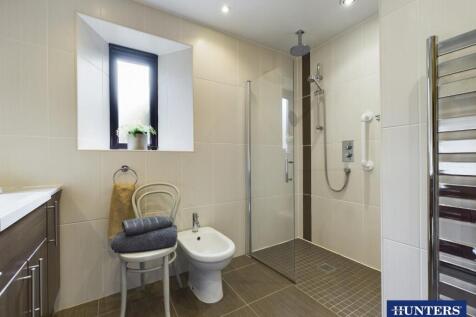 Master En-Suite