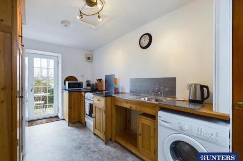 Coach House - Kitchen