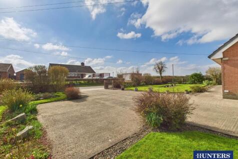 Driveway/Parking
