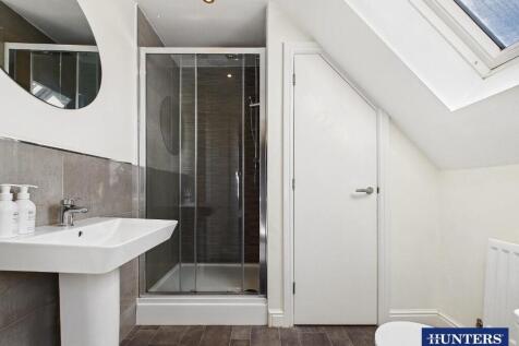 Master En-Suite