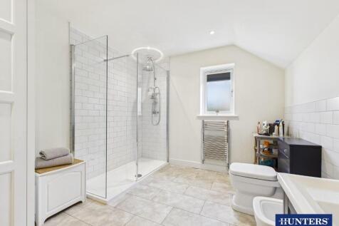 Master En-Suite
