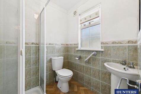 Master En-Suite