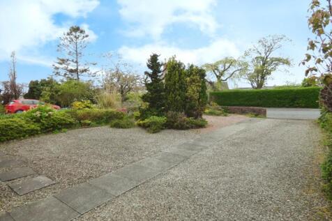 Front Garden/Driveway