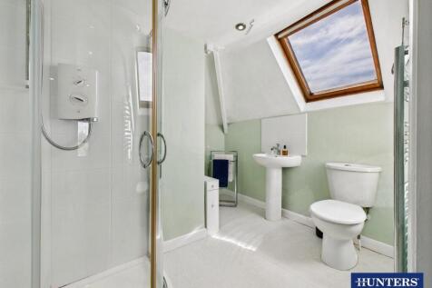 Master En-Suite