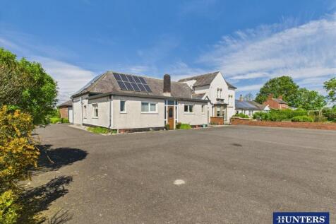 Driveway/Parking
