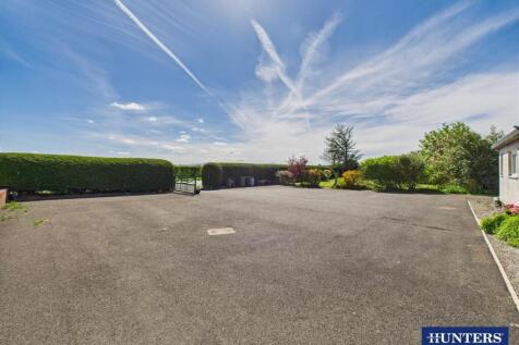 Driveway/Parking