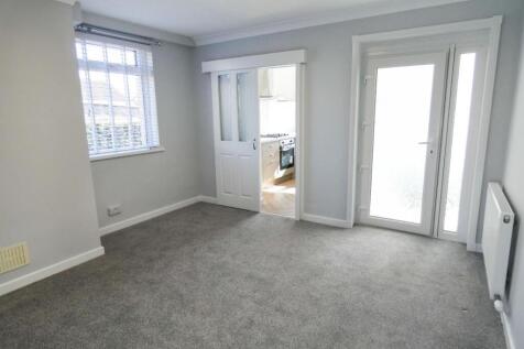 Sitting/Dining Room
